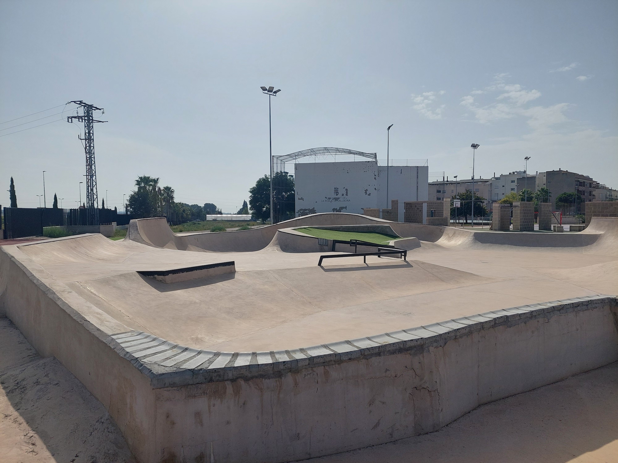 La Pobla de Vallbona skatepark